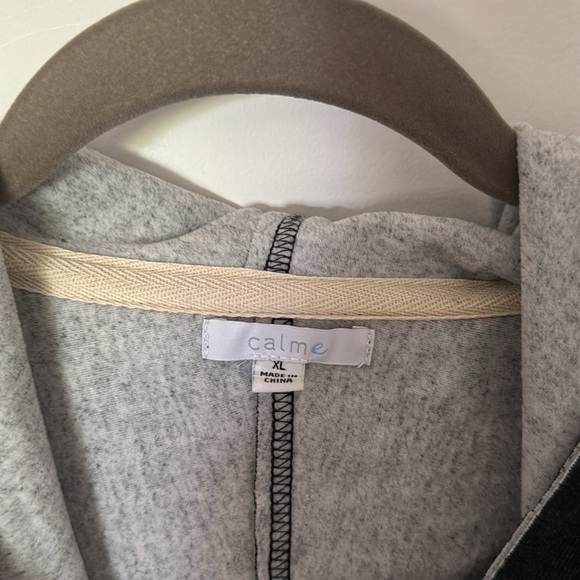 Calme sweatshirt button down XL - Picture 2 of 8